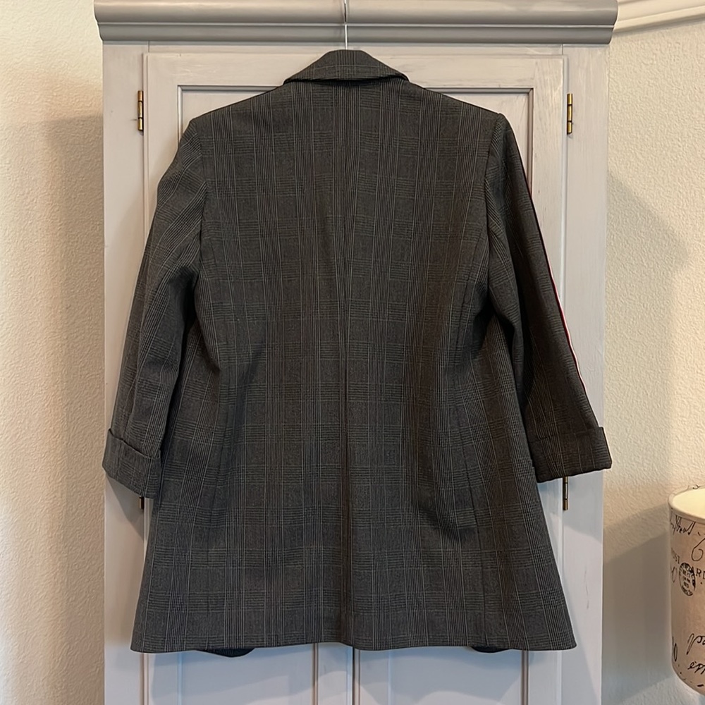 Express Blazer. Small. - Picture 4 of 4